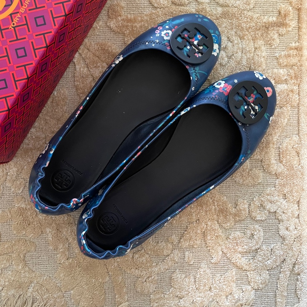 Tory Burch Minnie Floral Flats